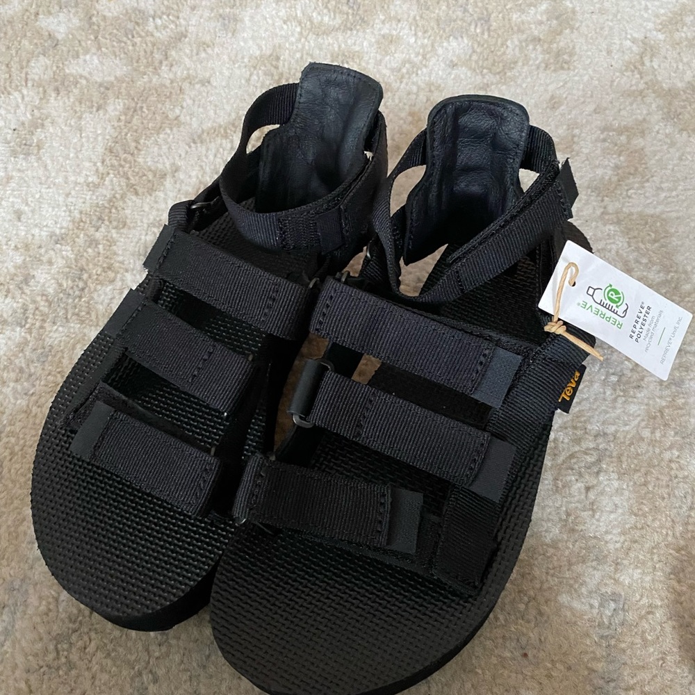 NWT PLATFORM BLACK TEVAS